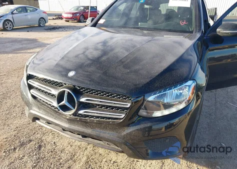 2018 Mercedes-Benz Glc 300 from USA, damaged, VIN WDC0G4JB0JV061933